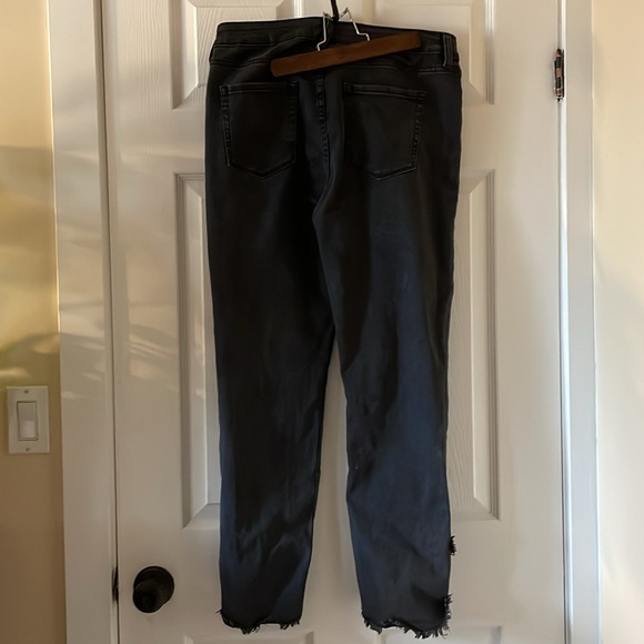 Just Black Denim faded washed black fringe frayed jeans - Picture 4 of 8